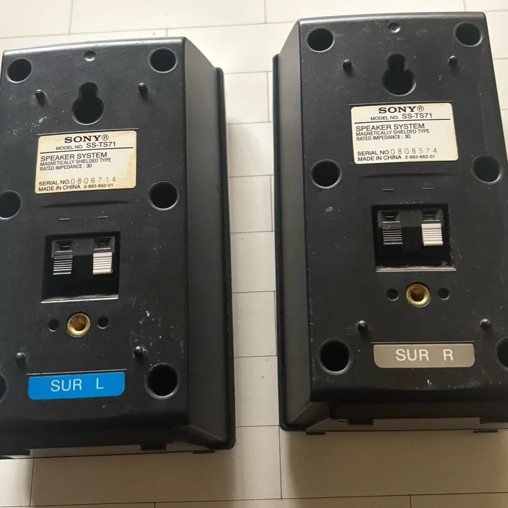 Sony Black and Silver Portable Speakers - Picture 2 of 2